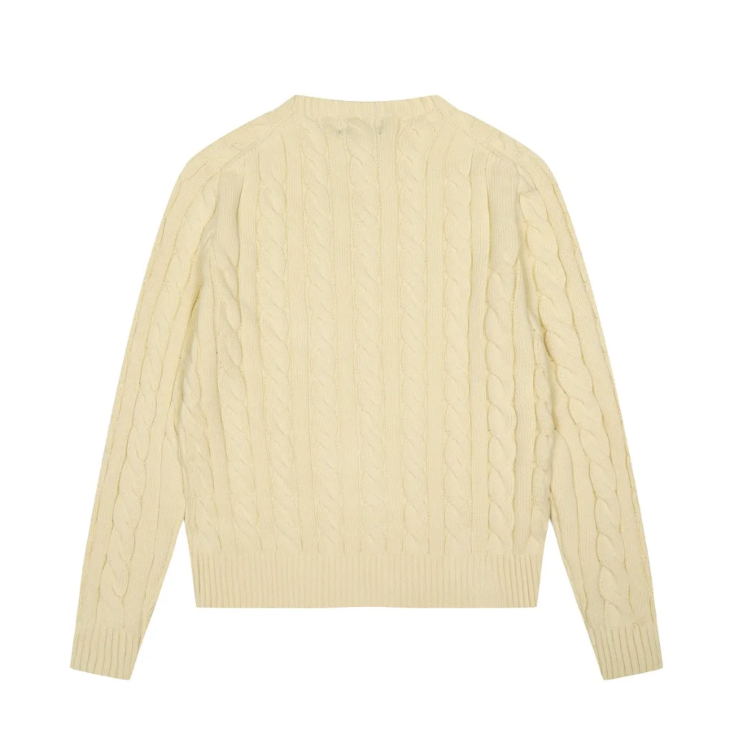 P220 Top quality" Style number: DS012# (not off the shelves all year round) [Ralph Lauren round neck solid color pony embroidered logo twist knitted sweater] ✅Ralph Lauren Ralph Lauren classic basic versatile unisex knitted pullover round neck sweater ✅Main supplier platform live broadcast Wholesale entity Replenish when out of stock Not off the shelf ✅ZP quality 1:1 version Scan the code to enter the GF website Counter quality ✅Detailed quality is the only one in Guangzhou Imported quality cotton yarn, focusing on high-end, cost-effective, good quality needless to say ✅The version is restored to the original order, the maximum size can be worn up to 190 pounds, loose, comfortable and stress-free ✅The upper body is simple and easy to match, ootd must-have style, good-looking clothes are never picky, a must-have in couples' wardrobes.